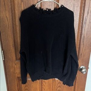 Elegant Black Women's Crew Neck Sweater